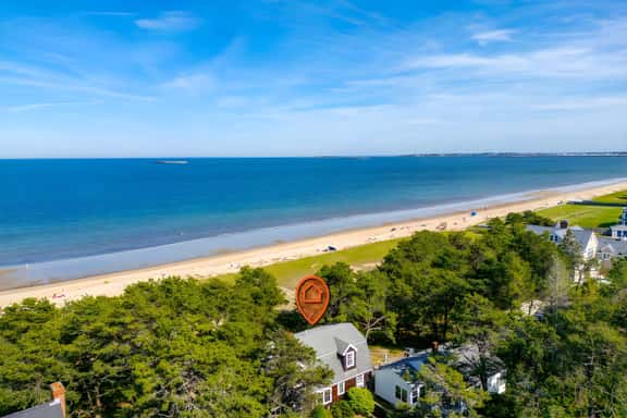 Bayview Beach House - Image 1