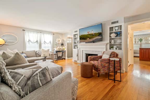 Coastal Cape Neddick - Image 1