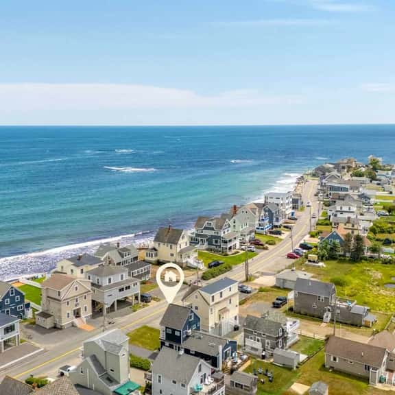 Mimi's Beach House - Image 1