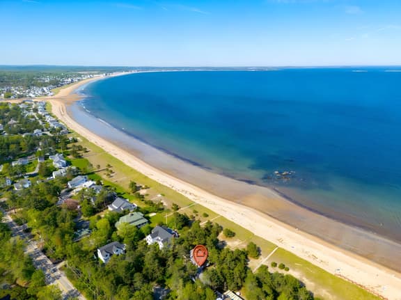 Bayview Beach Cottag